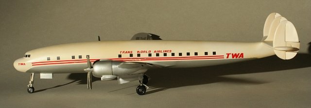 HAUSSER Super Constellation gebautes Modell 