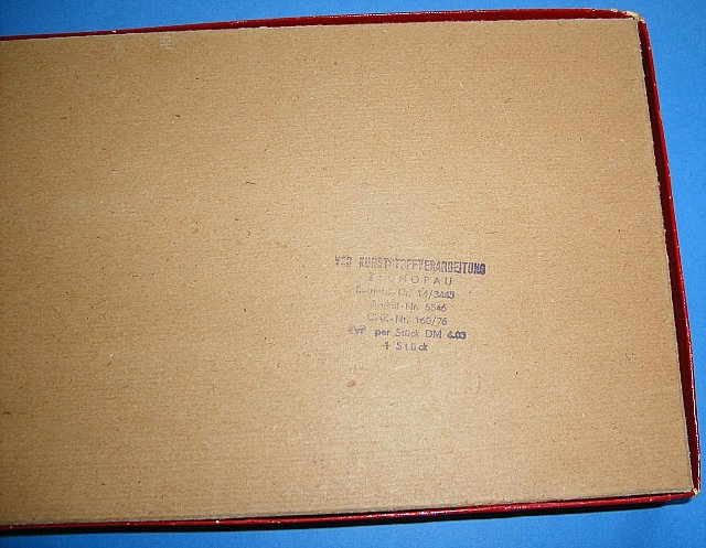 A-S2 Baade 152 1:100 Verpackung Unterseite mit Stempel