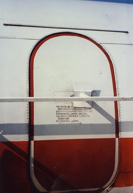 IL-18 DDR-STA 1992 Bild 6