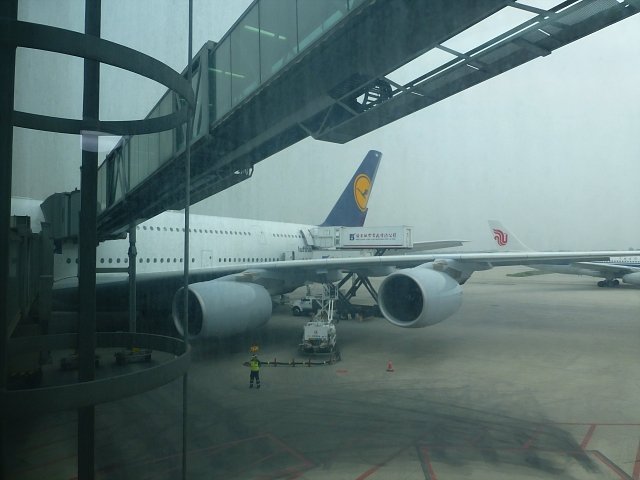 20130517-a-380-pek-1006