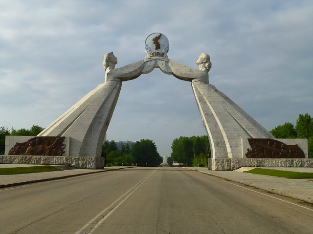 20130519-pyongyang-1080a-1-s