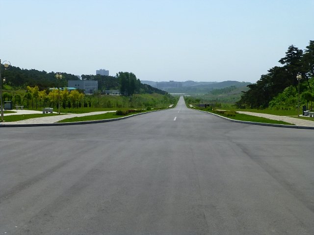 20130521-pyongyang-1029a-03-s