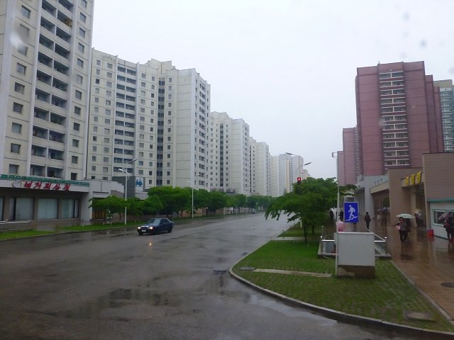 20130518-pyongyang-1000a-12-s