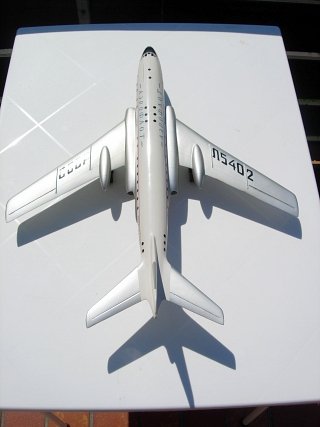 TU-104