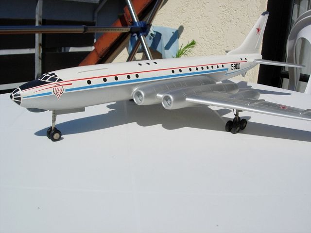 Tu-110 Bild 10