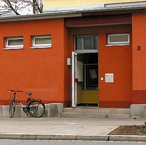 Wrmestube Eingang